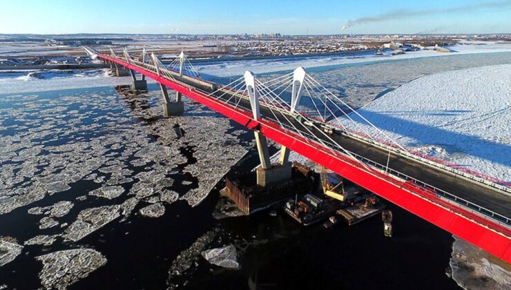 Batı’nın yaptırımları Rusya’yı Çin’e yaklaştırdı: İki ülkeyi ayıran nehrin üzerine yapılan ilk köprü açıldı