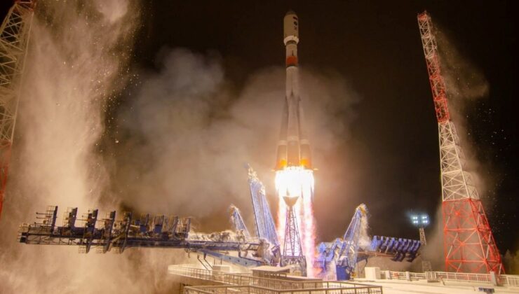 Rusya askeri uydu fırlattı