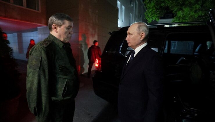 Putin’den Ukrayna sınırındaki Rus ordusu karargahına ziyaret