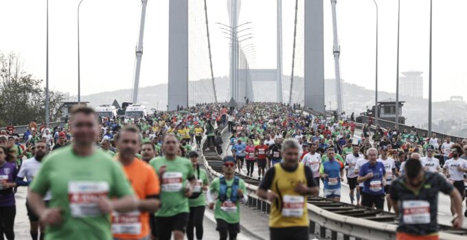 İstanbul Maratonu Trafik Düzenlemesi: Hangi Yollar Kapatılıyor?